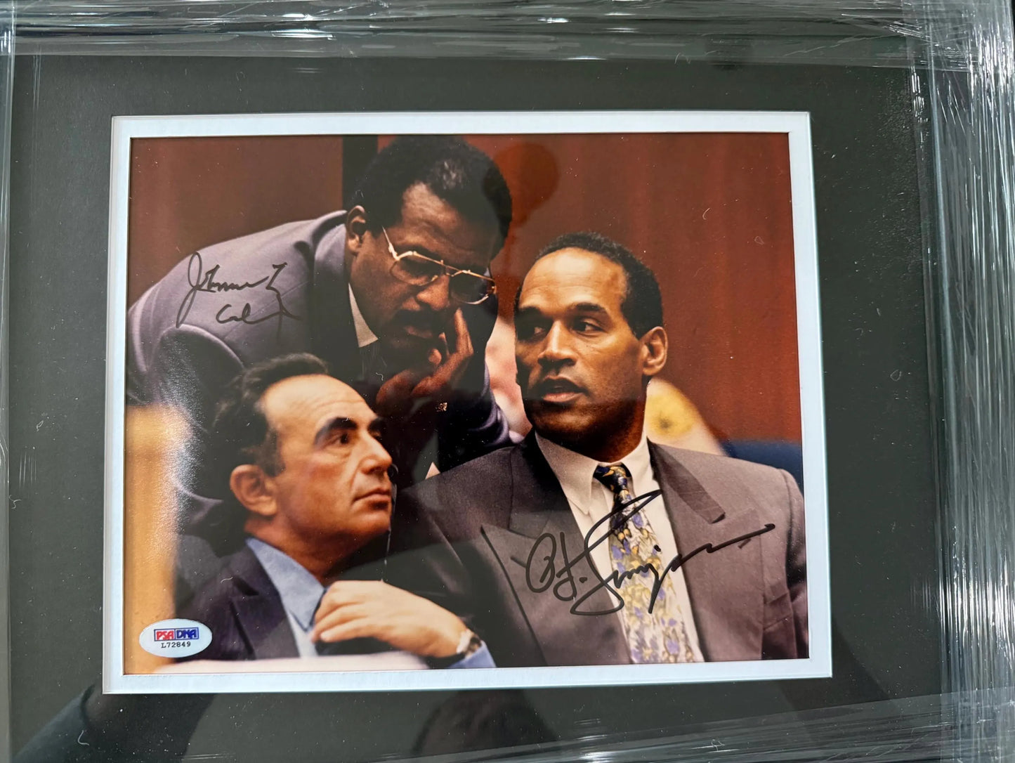 OJ Simpson & Johnnie Cochran Signed and Framed 8X10 PSA COA