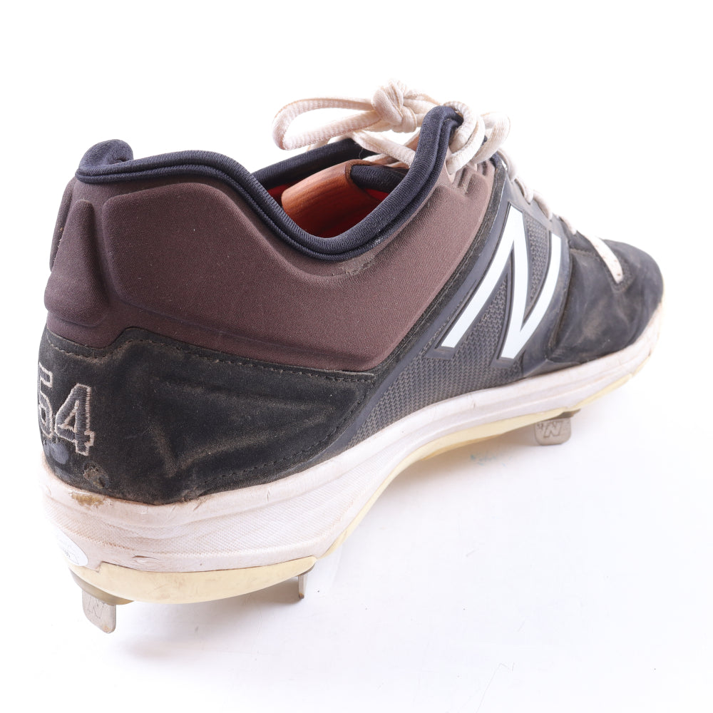 Mark Grace Signed New Balance Game-Used Baseball Cleat - JSA Certified