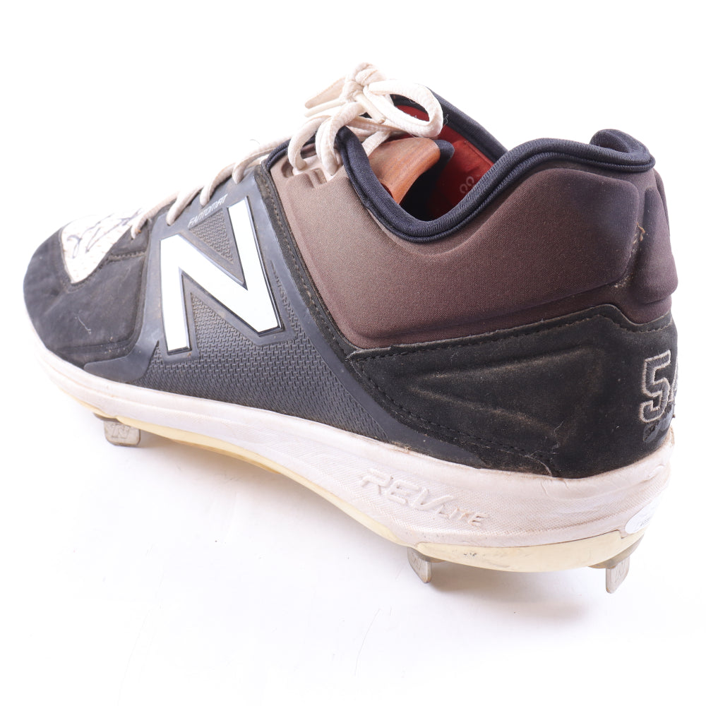 Mark Grace Signed New Balance Game-Used Baseball Cleat - JSA Certified
